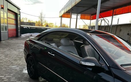 Mercedes-Benz CLK-Класс, 2002 год, 690 000 рублей, 7 фотография