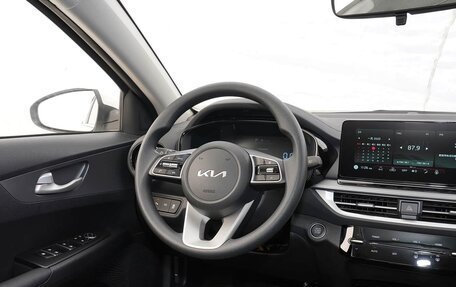 KIA K3, 2025 год, 1 920 000 рублей, 15 фотография