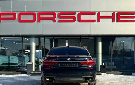 BMW 7 серия, 2018 год, 4 250 000 рублей, 6 фотография