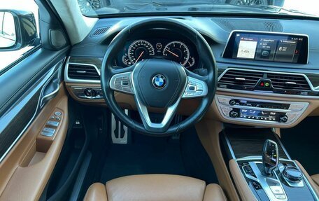 BMW 7 серия, 2018 год, 4 250 000 рублей, 19 фотография