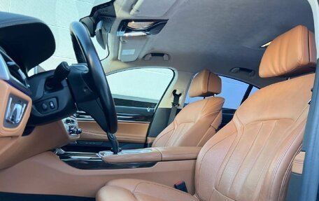 BMW 7 серия, 2018 год, 4 250 000 рублей, 34 фотография