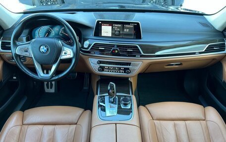 BMW 7 серия, 2018 год, 4 250 000 рублей, 39 фотография