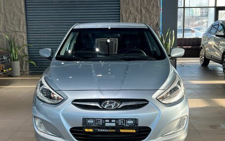 Hyundai Solaris II рестайлинг, 2013 год, 840 000 рублей, 2 фотография