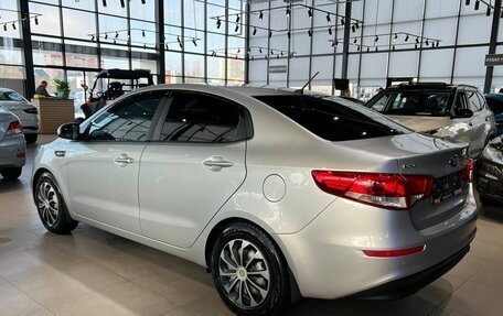 KIA Rio III рестайлинг, 2016 год, 1 010 000 рублей, 7 фотография