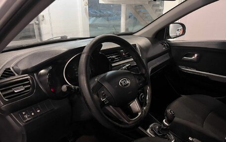 KIA Rio III рестайлинг, 2013 год, 445 000 рублей, 22 фотография