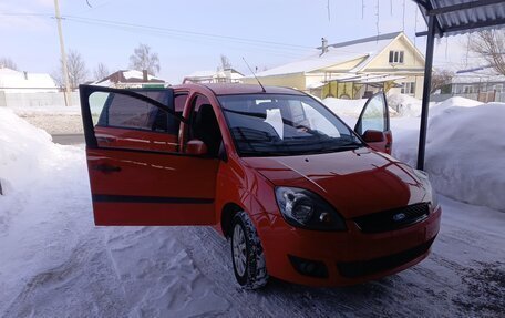 Ford Fiesta, 2007 год, 340 000 рублей, 13 фотография