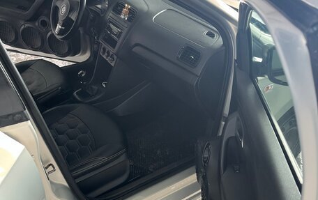 Volkswagen Polo VI (EU Market), 2013 год, 720 000 рублей, 7 фотография