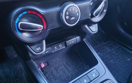 KIA Rio IV, 2018 год, 1 320 000 рублей, 5 фотография