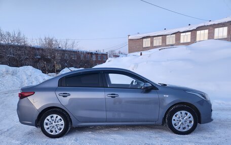 KIA Rio IV, 2018 год, 1 320 000 рублей, 8 фотография