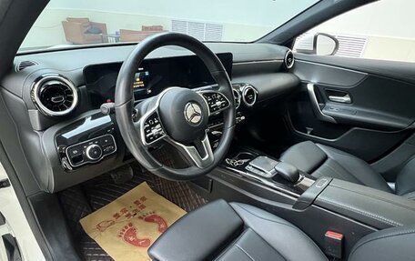 Mercedes-Benz A-Класс, 2022 год, 2 460 000 рублей, 12 фотография