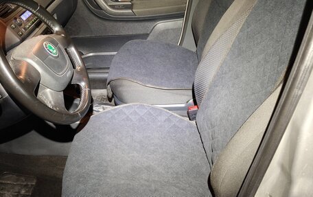 Skoda Fabia II, 2011 год, 700 000 рублей, 16 фотография