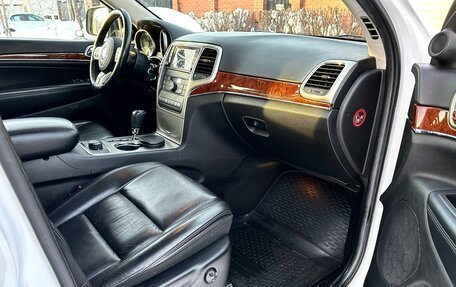 Jeep Grand Cherokee, 2012 год, 2 500 000 рублей, 13 фотография