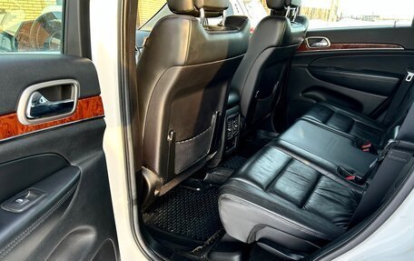 Jeep Grand Cherokee, 2012 год, 2 500 000 рублей, 20 фотография