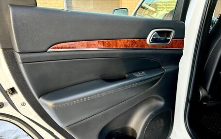 Jeep Grand Cherokee, 2012 год, 2 500 000 рублей, 18 фотография