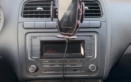 Volkswagen Polo VI (EU Market), 2010 год, 550 000 рублей, 29 фотография