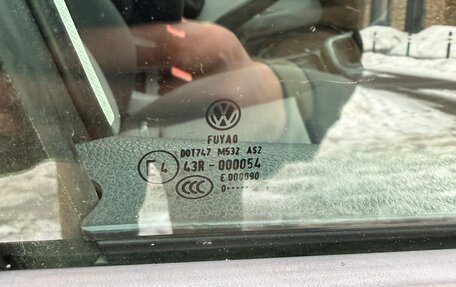 Volkswagen Polo VI (EU Market), 2010 год, 550 000 рублей, 34 фотография