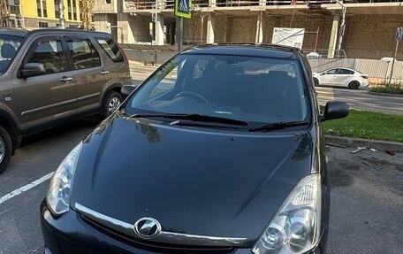 Toyota Wish II, 2005 год, 740 000 рублей, 2 фотография