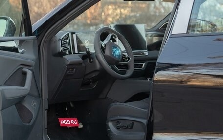 Volkswagen Tiguan, 2025 год, 4 950 000 рублей, 5 фотография