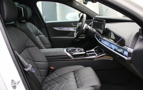 BMW 7 серия, 2025 год, 16 480 000 рублей, 8 фотография