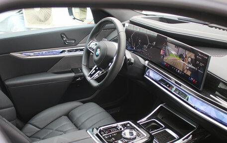 BMW 7 серия, 2025 год, 16 480 000 рублей, 16 фотография