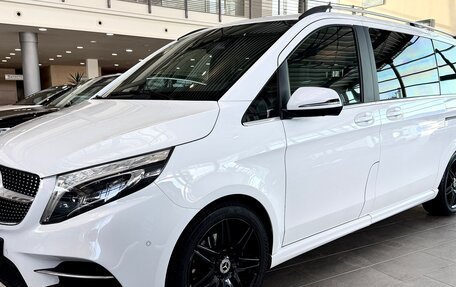 Mercedes-Benz V-Класс, 2020 год, 6 200 000 рублей, 2 фотография