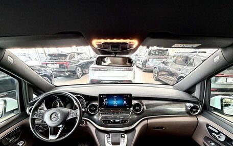 Mercedes-Benz V-Класс, 2020 год, 6 200 000 рублей, 30 фотография
