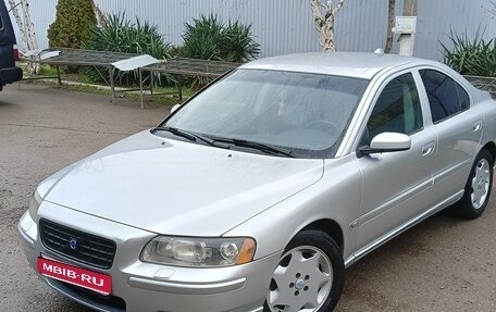 Volvo S60 III, 2004 год, 570 000 рублей, 1 фотография