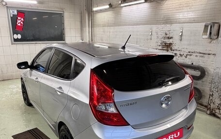 Hyundai Solaris II рестайлинг, 2015 год, 1 350 000 рублей, 4 фотография