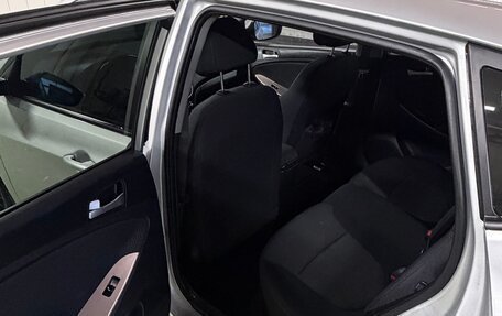 Hyundai Solaris II рестайлинг, 2015 год, 1 350 000 рублей, 10 фотография