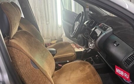 Honda Jazz I рестайлинг, 2005 год, 540 000 рублей, 4 фотография