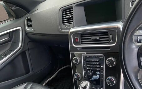 Volvo V60 I, 2013 год, 1 250 000 рублей, 7 фотография