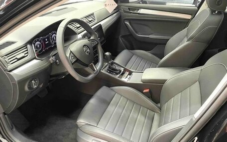 Skoda Superb III рестайлинг, 2024 год, 2 820 000 рублей, 9 фотография