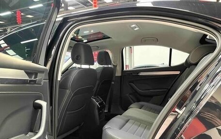 Skoda Superb III рестайлинг, 2024 год, 2 820 000 рублей, 12 фотография