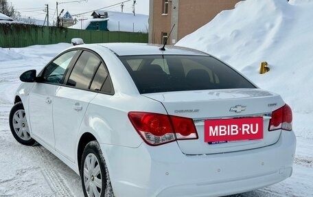 Chevrolet Cruze II, 2013 год, 680 000 рублей, 6 фотография