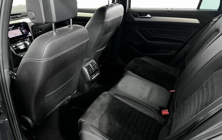 Volkswagen Passat B8 рестайлинг, 2020 год, 2 420 000 рублей, 10 фотография