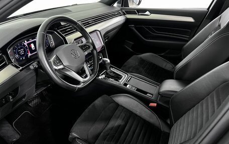 Volkswagen Passat B8 рестайлинг, 2020 год, 2 420 000 рублей, 9 фотография