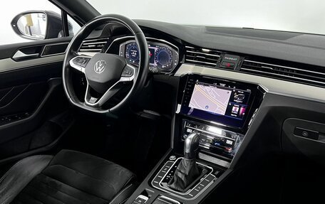 Volkswagen Passat B8 рестайлинг, 2020 год, 2 420 000 рублей, 13 фотография