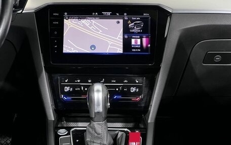 Volkswagen Passat B8 рестайлинг, 2020 год, 2 420 000 рублей, 15 фотография