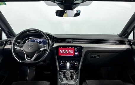 Volkswagen Passat B8 рестайлинг, 2020 год, 2 420 000 рублей, 14 фотография