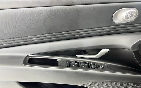 Hyundai Elantra, 2023 год, 1 700 000 рублей, 8 фотография