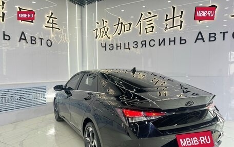 Hyundai Elantra, 2023 год, 1 700 000 рублей, 6 фотография