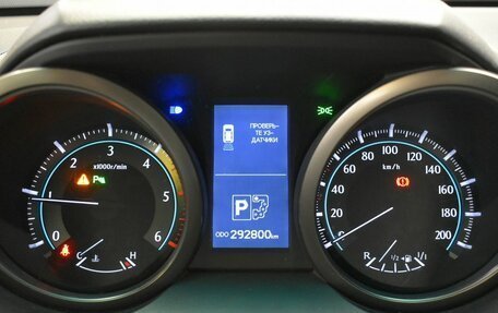 Toyota Land Cruiser Prado 150 рестайлинг 2, 2010 год, 2 565 000 рублей, 26 фотография