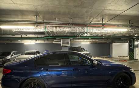 BMW 5 серия, 2018 год, 3 800 000 рублей, 3 фотография