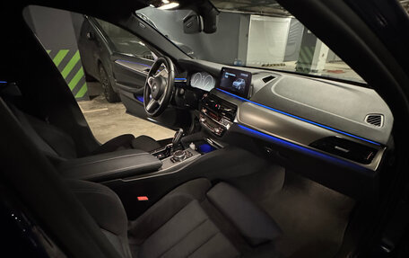 BMW 5 серия, 2018 год, 3 800 000 рублей, 10 фотография