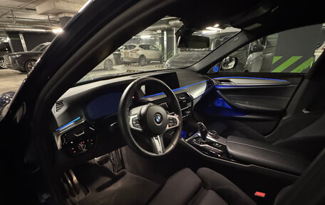 BMW 5 серия, 2018 год, 3 800 000 рублей, 9 фотография