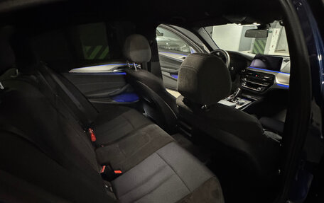 BMW 5 серия, 2018 год, 3 800 000 рублей, 11 фотография