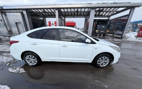 Hyundai Solaris II рестайлинг, 2019 год, 1 200 000 рублей, 7 фотография