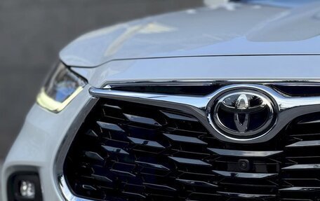 Toyota Highlander, 2025 год, 5 700 000 рублей, 5 фотография