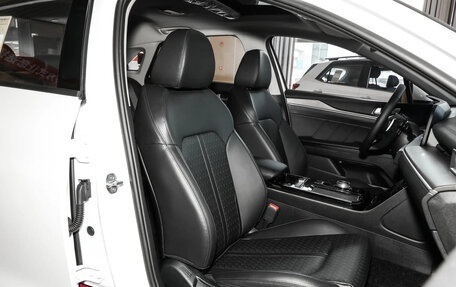 KIA K5, 2025 год, 3 720 000 рублей, 24 фотография