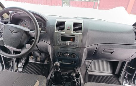 ЛуАЗ Patriot, 2012 год, 535 000 рублей, 15 фотография